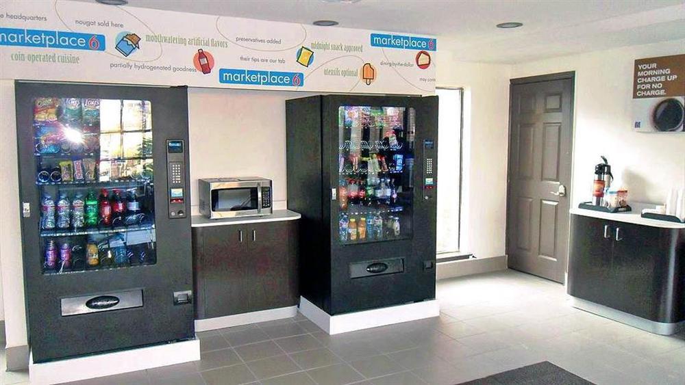 Park Inn By Radisson San Antonio Servis gambar